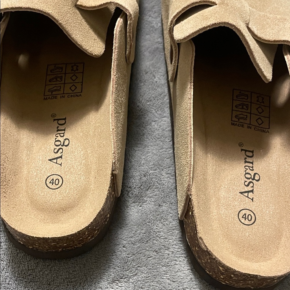Women's Beige Suede Mules New w/o tags - Picture 4 of 5